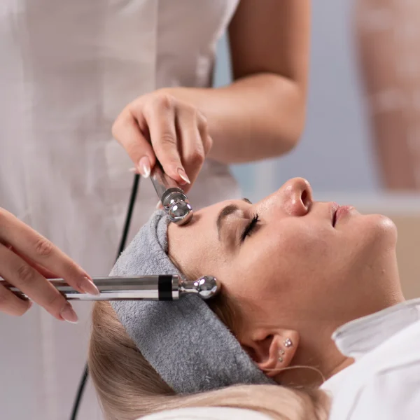 Mikrokurentní lymfodrenáž